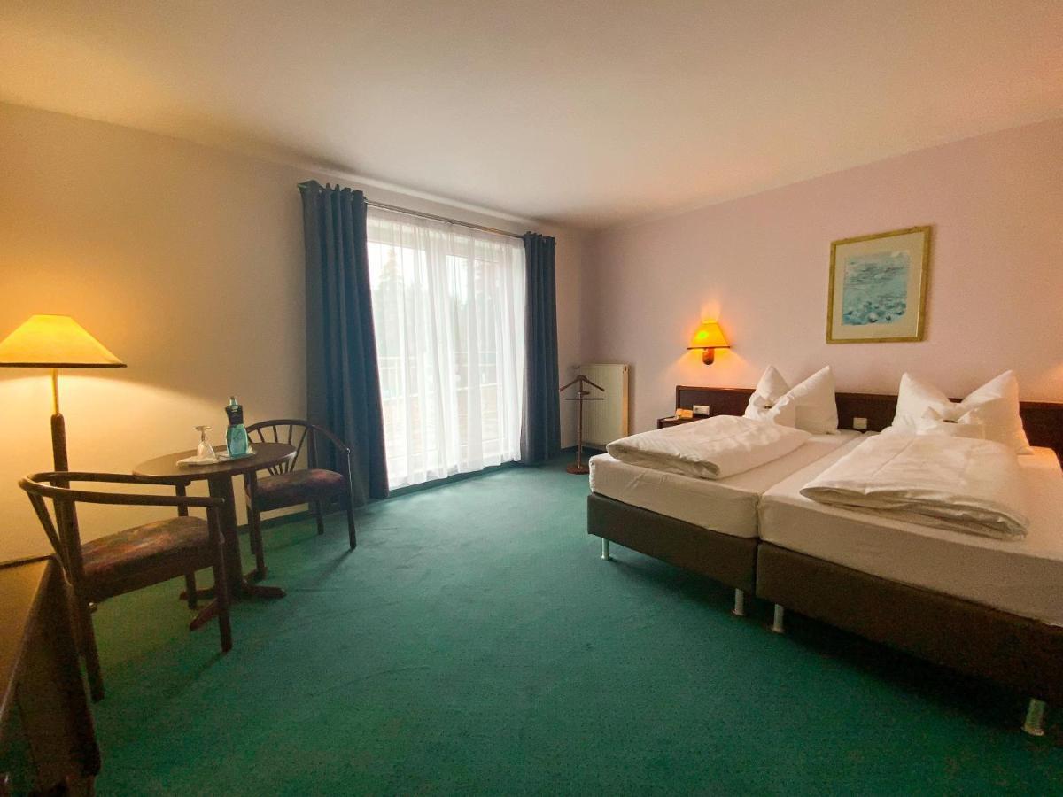 Heidehotel Lubast Eksteriør billede