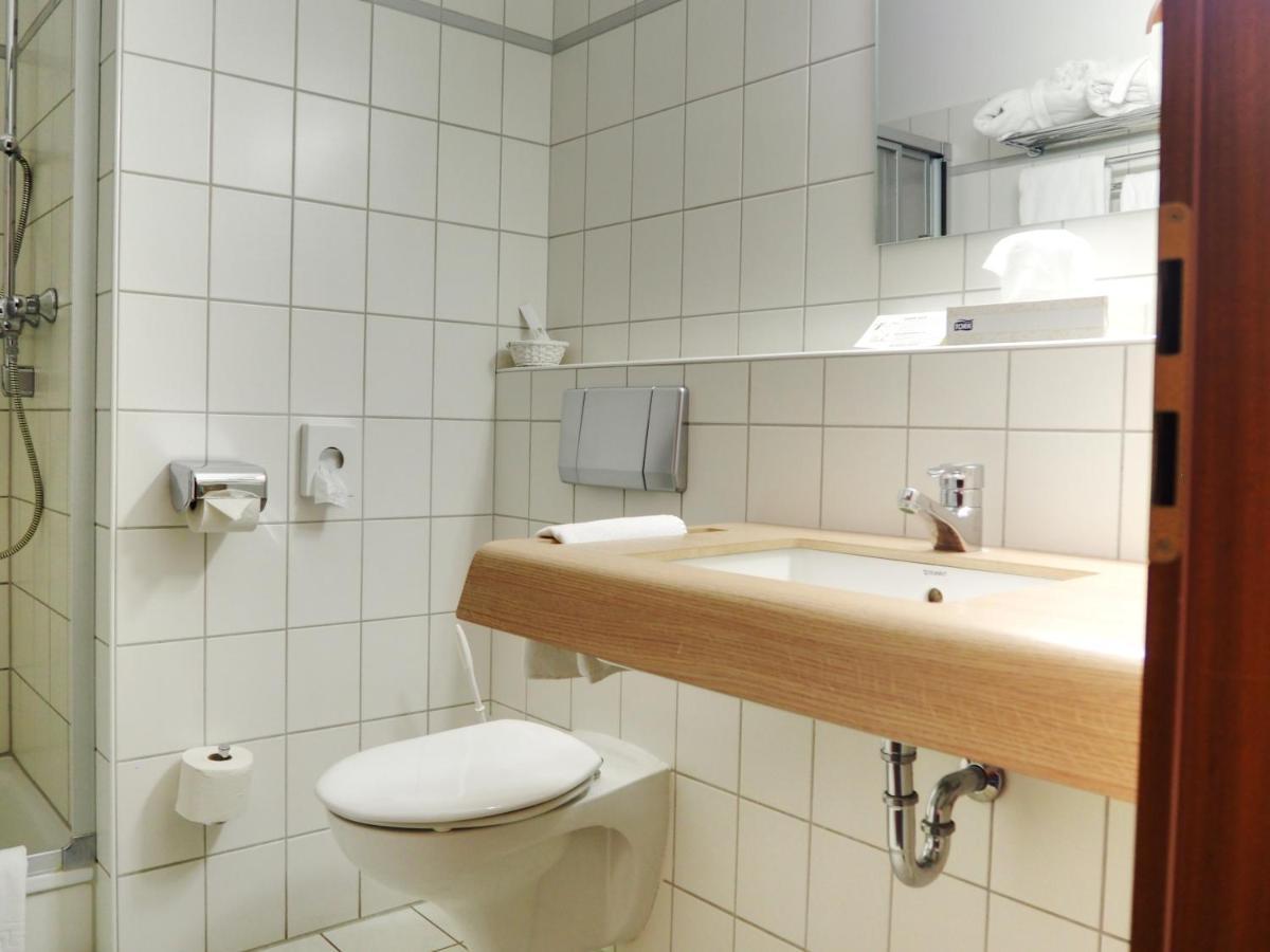 Heidehotel Lubast Eksteriør billede