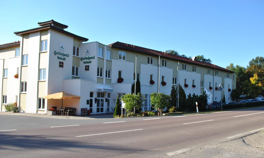 Heidehotel Lubast Eksteriør billede