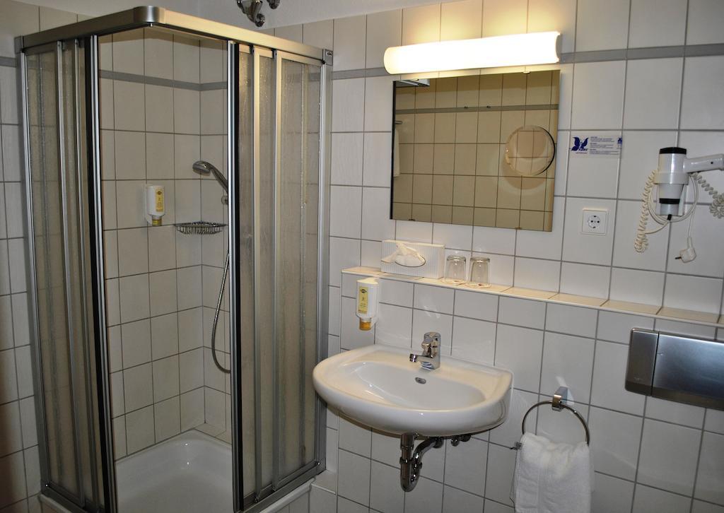 Heidehotel Lubast Værelse billede